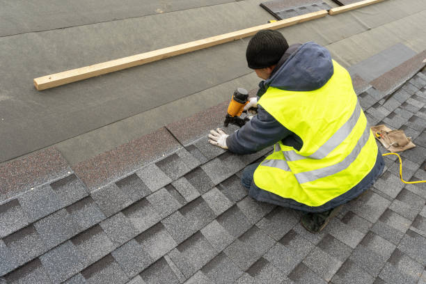 Best Emergency Roof Repair  in Lynchburg, OH